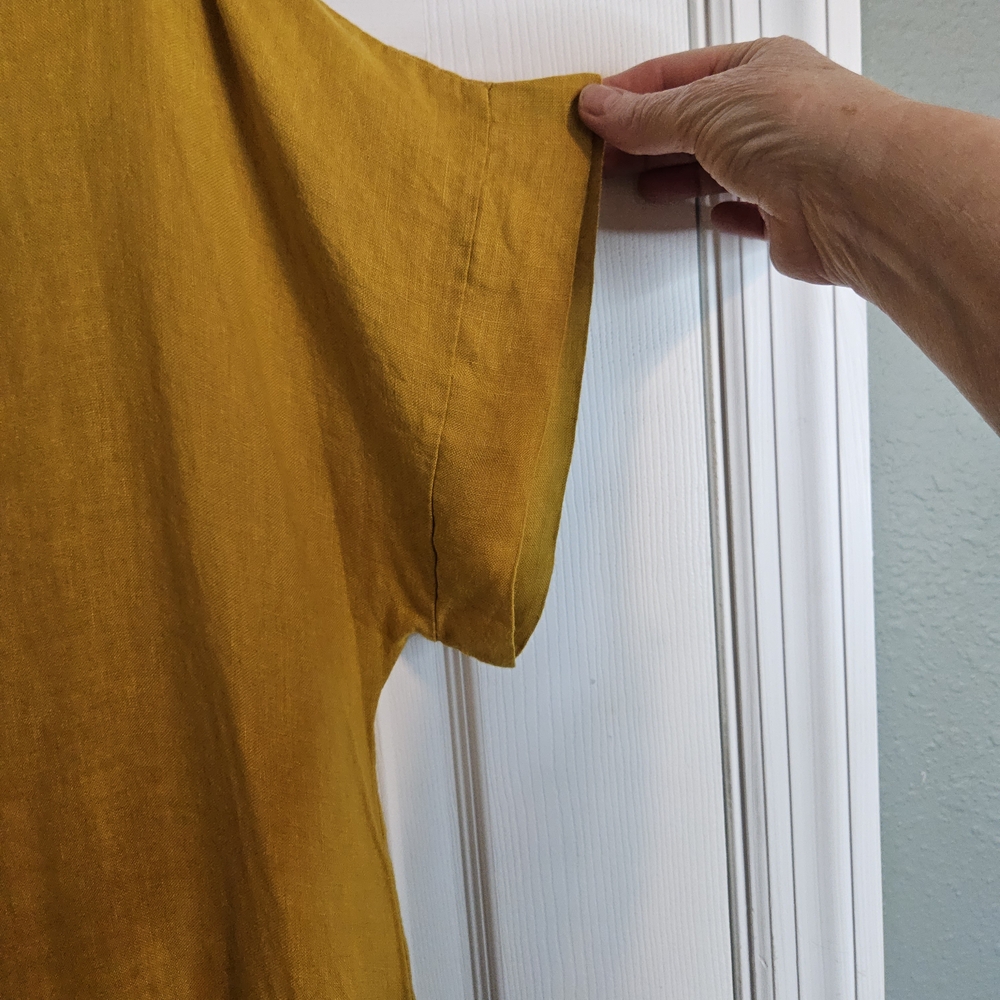Bellambia Linen Made in Italy Tunic - Picture 4 of 9